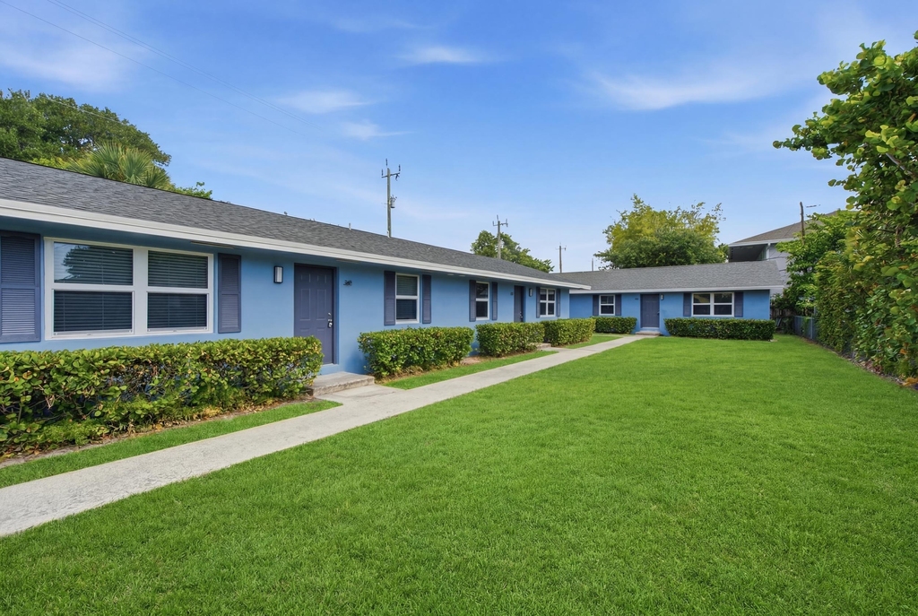 349 Wickline Boulevard - Photo 2
