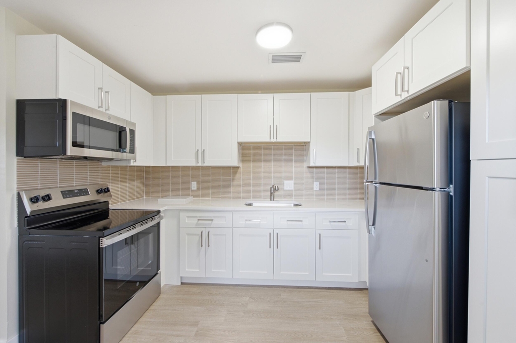 349 Wickline Boulevard - Photo 10