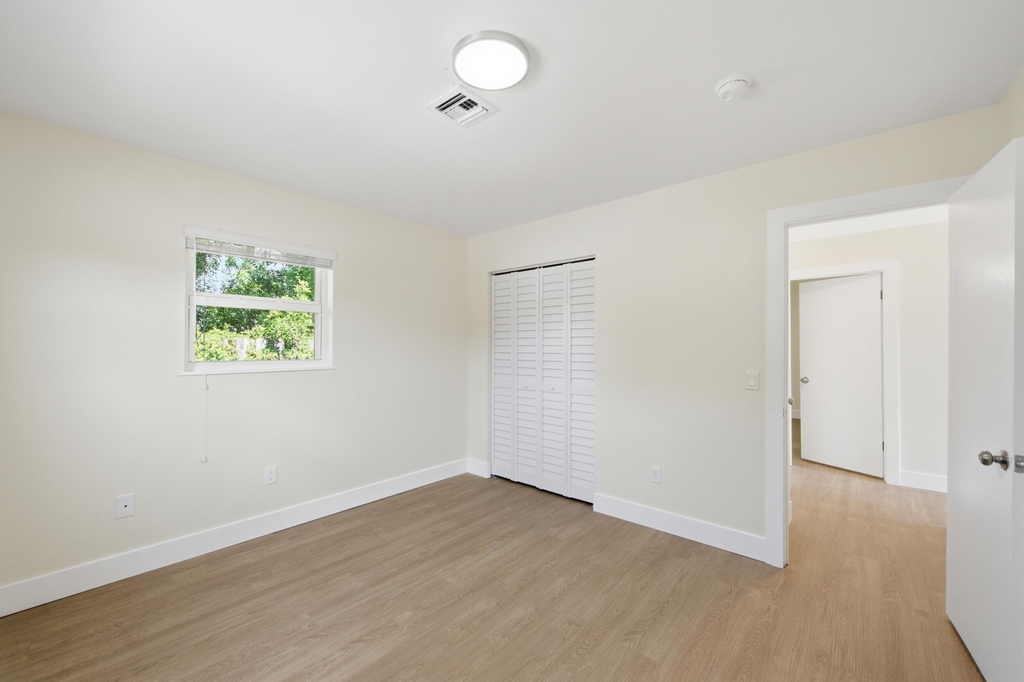 349 Wickline Boulevard - Photo 14