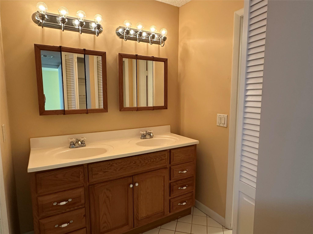 310 Racquet Club Road - Photo 6