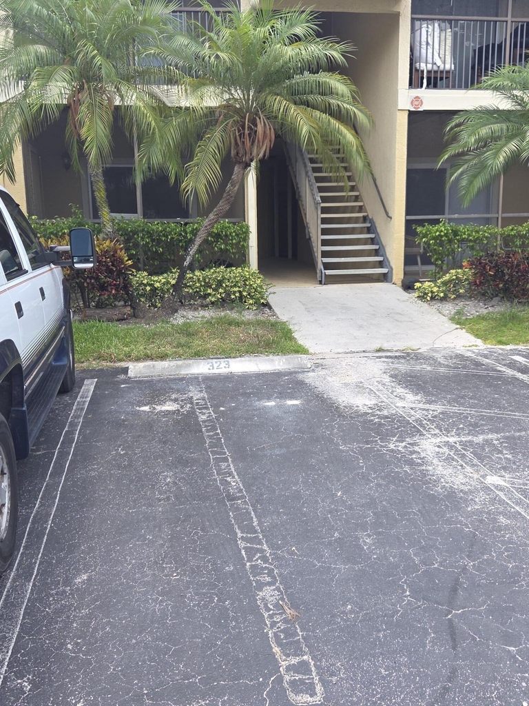 1245 Sw 46th Avenue - Photo 12