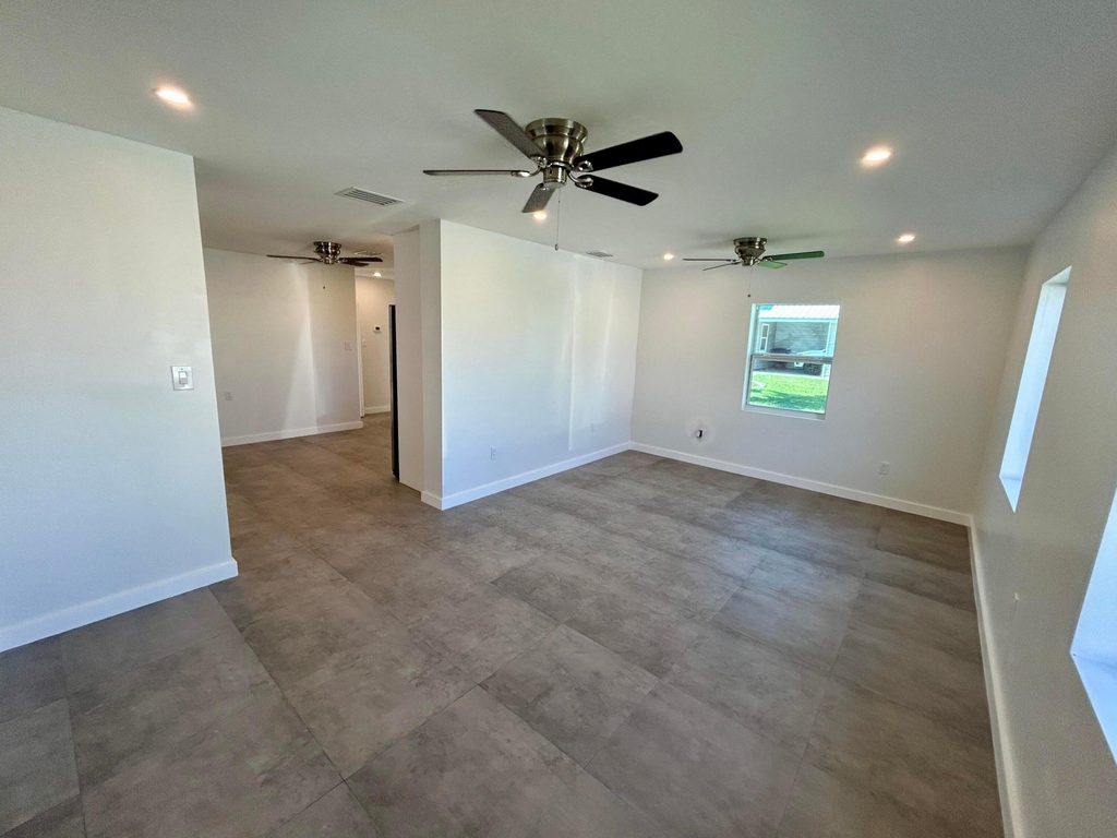 1134 6th Street - Photo 4
