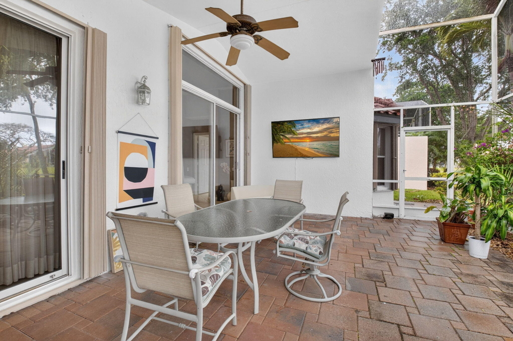 5256 Glenville Drive - Photo 8