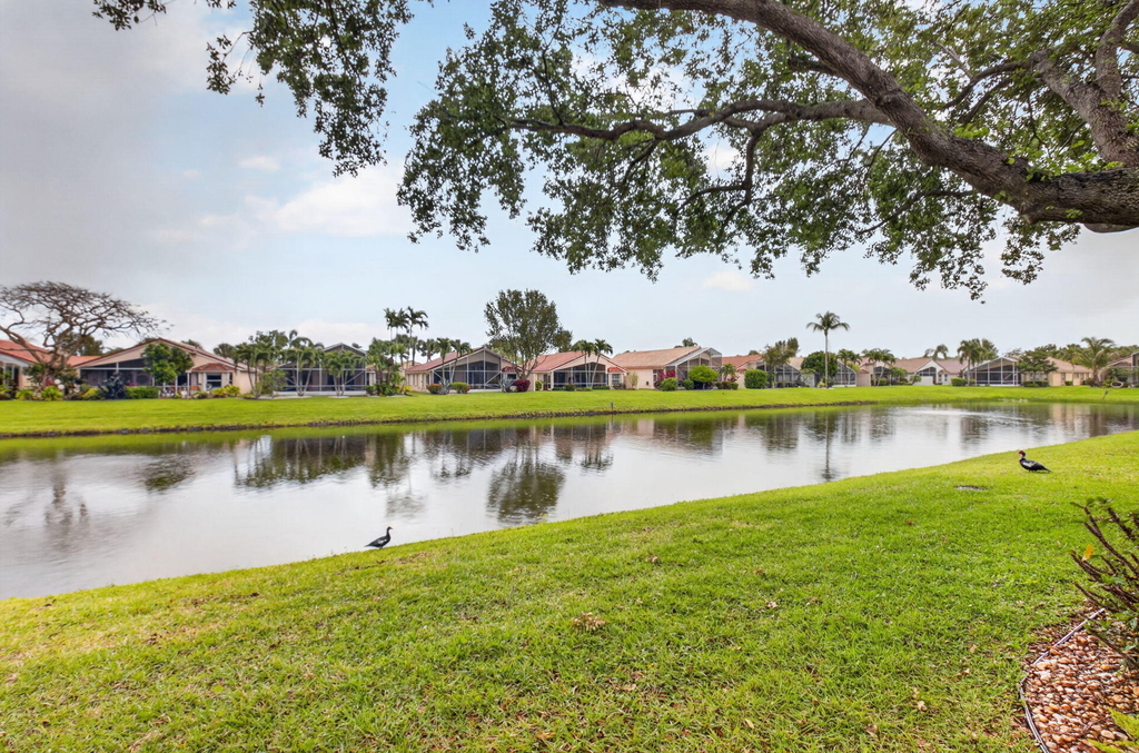 5256 Glenville Drive - Photo 1