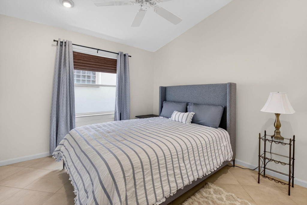 5256 Glenville Drive - Photo 35