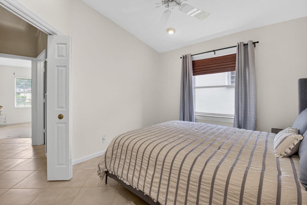 5256 Glenville Drive - Photo 36