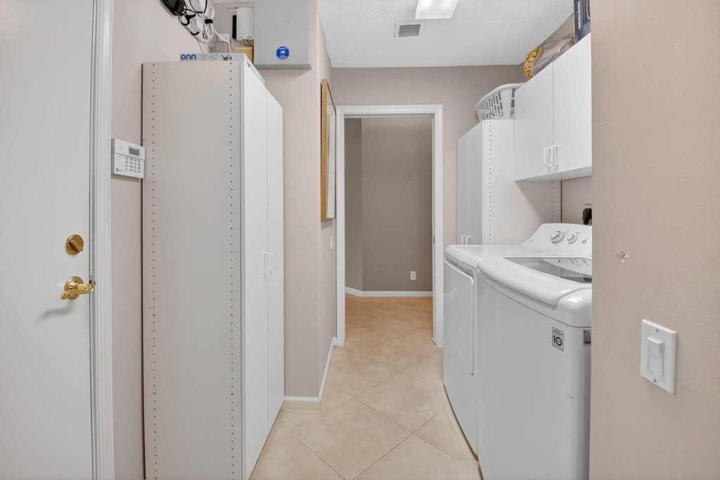 5256 Glenville Drive - Photo 40
