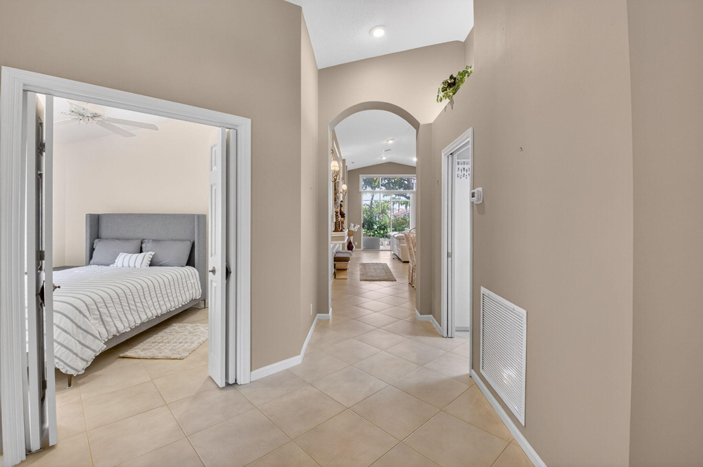 5256 Glenville Drive - Photo 6