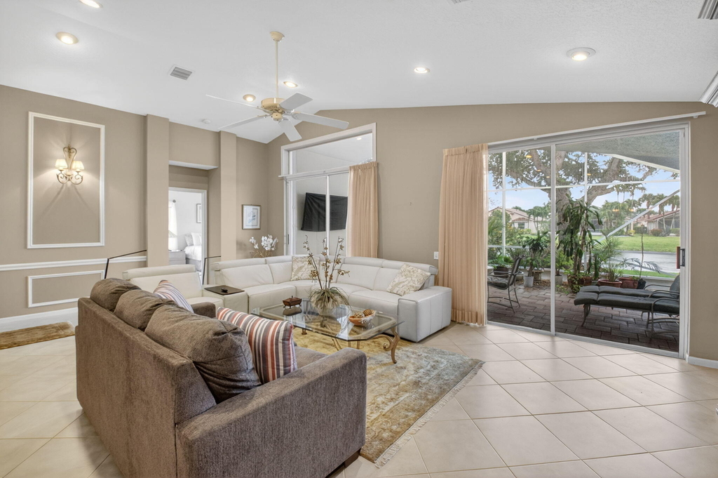 5256 Glenville Drive - Photo 16