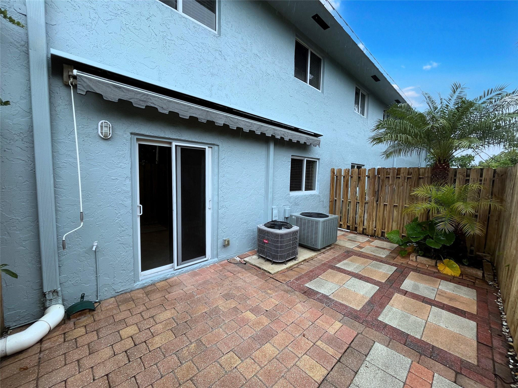 1460 Ne 18th Street - Photo 14