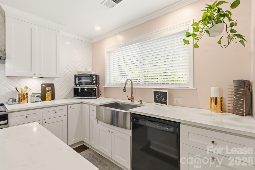 4231 Firethorne Road - Photo 9
