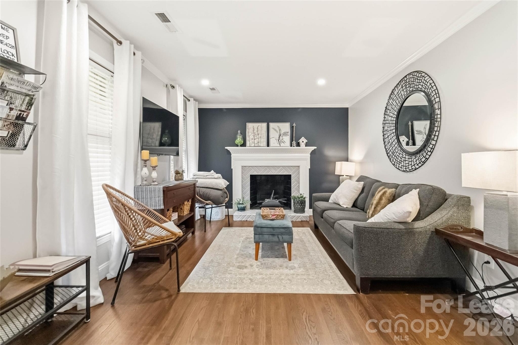 4231 Firethorne Road - Photo 4
