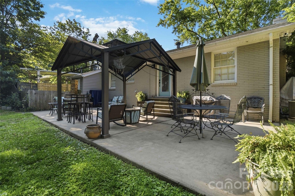 4231 Firethorne Road - Photo 26