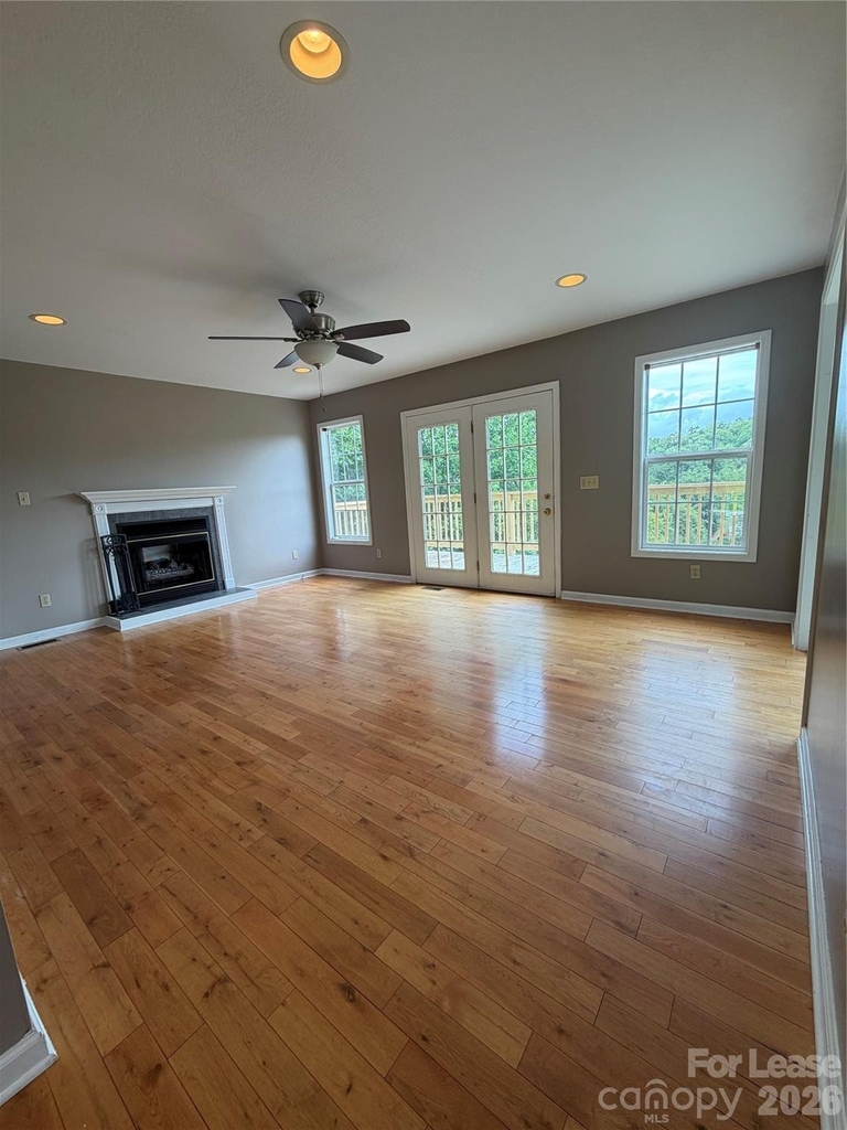 113 Lakeside Drive - Photo 9