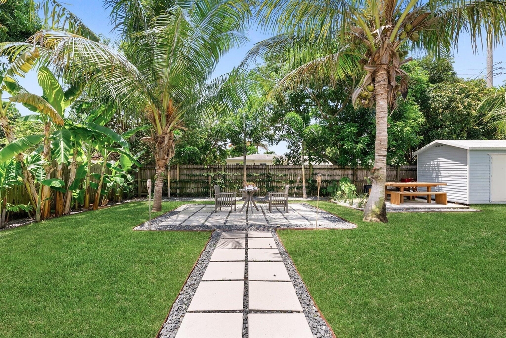 350 Forest Hill Boulevard - Photo 27