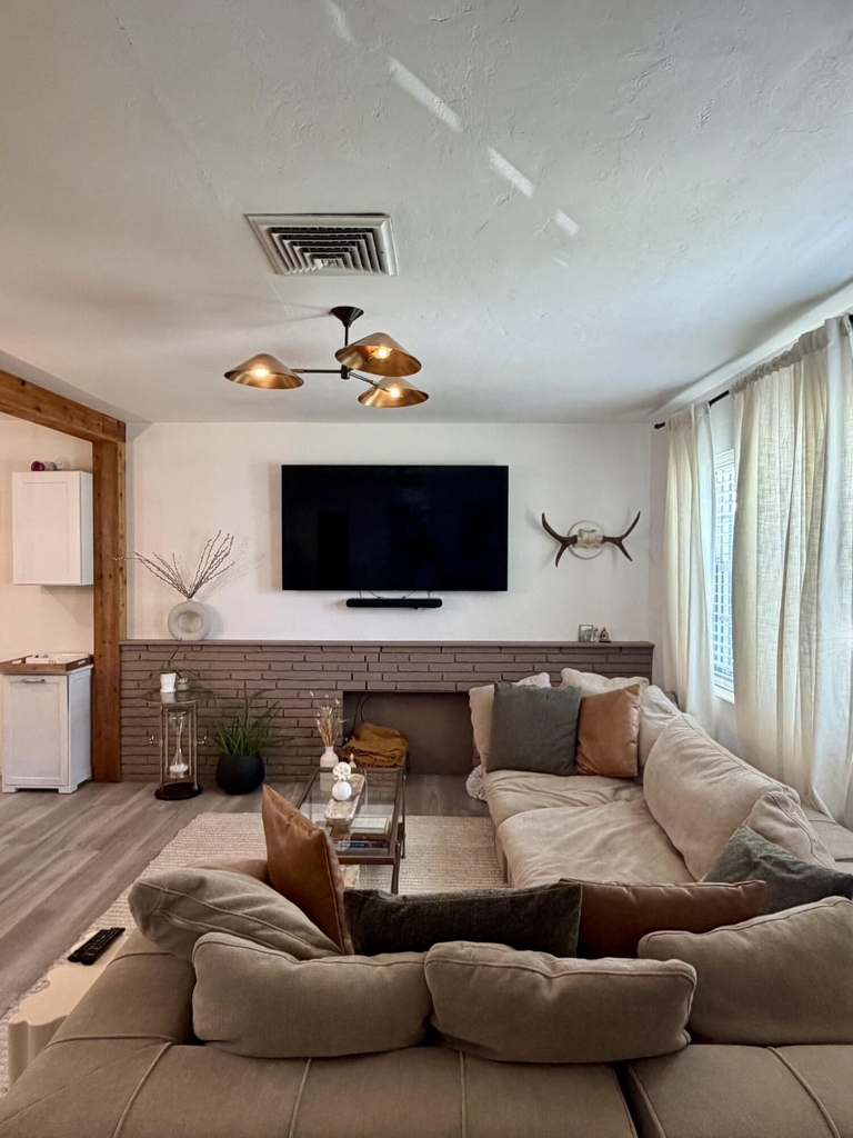 350 Forest Hill Boulevard - Photo 1