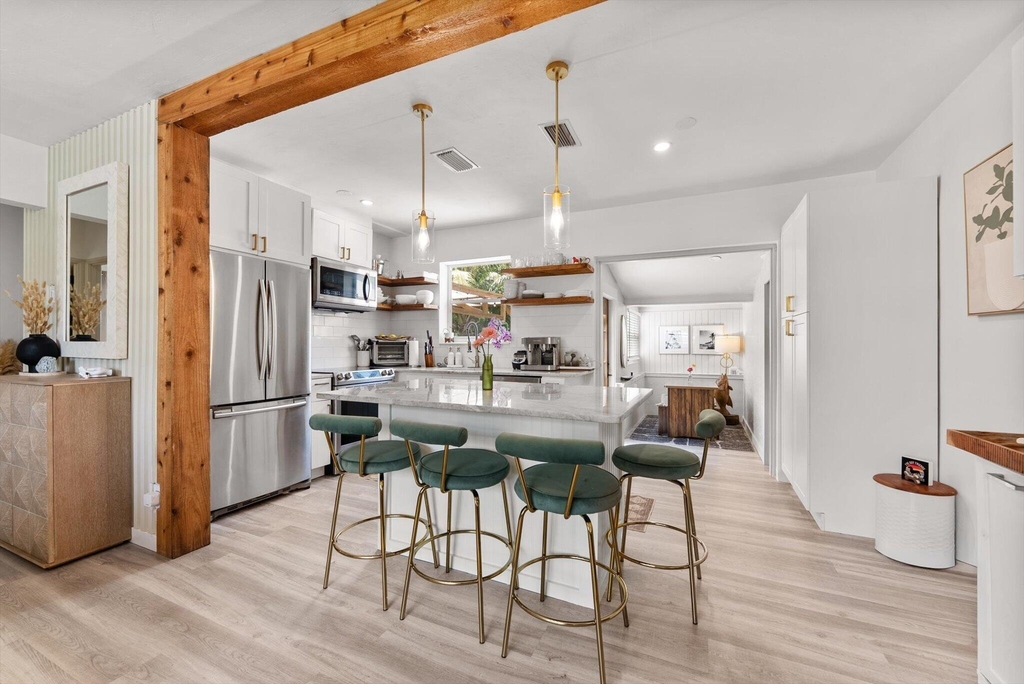 350 Forest Hill Boulevard - Photo 10