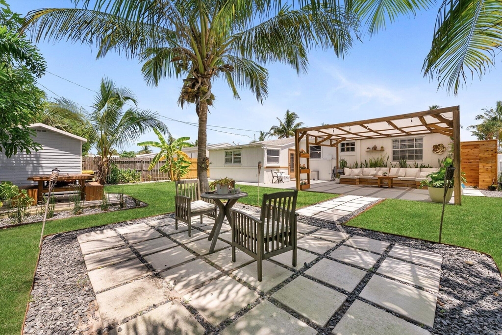 350 Forest Hill Boulevard - Photo 29
