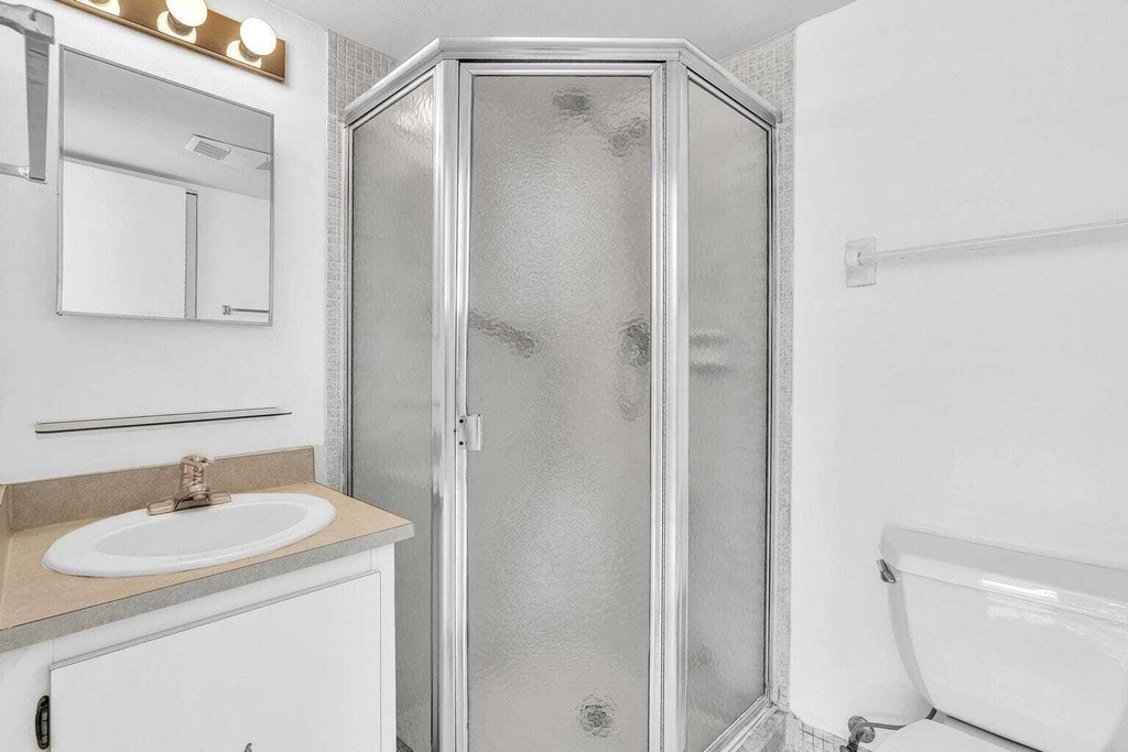 13721 Flora Place - Photo 21