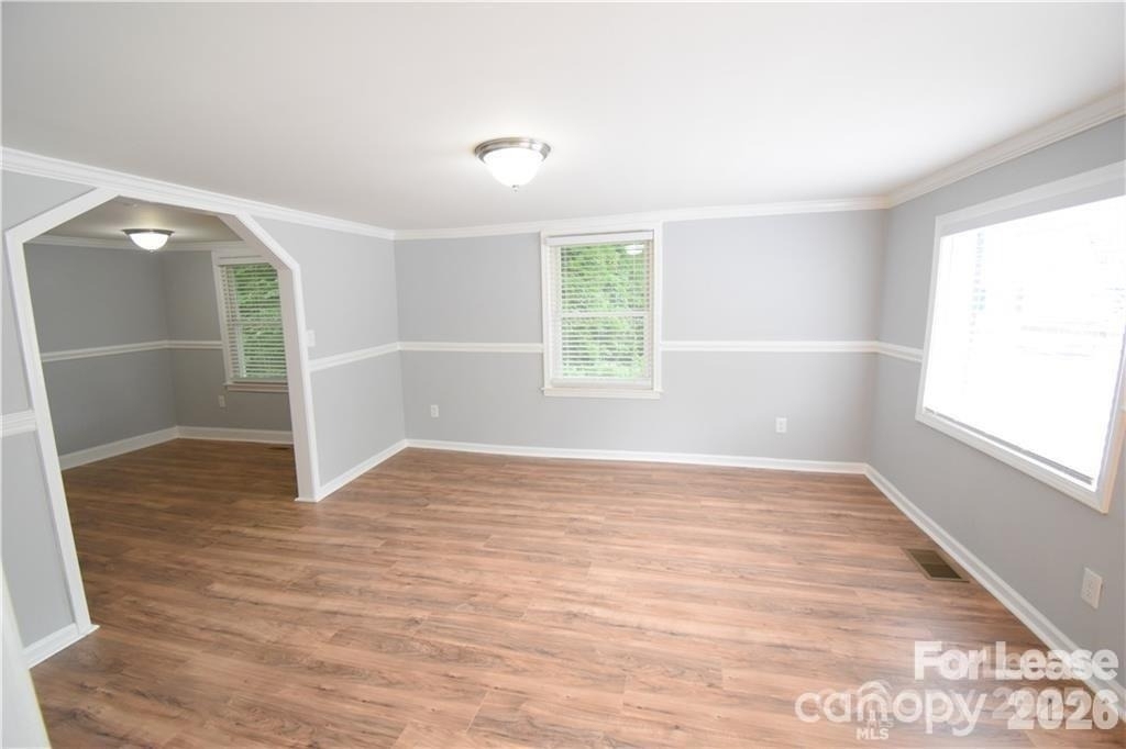 1077 Henderson Street - Photo 13