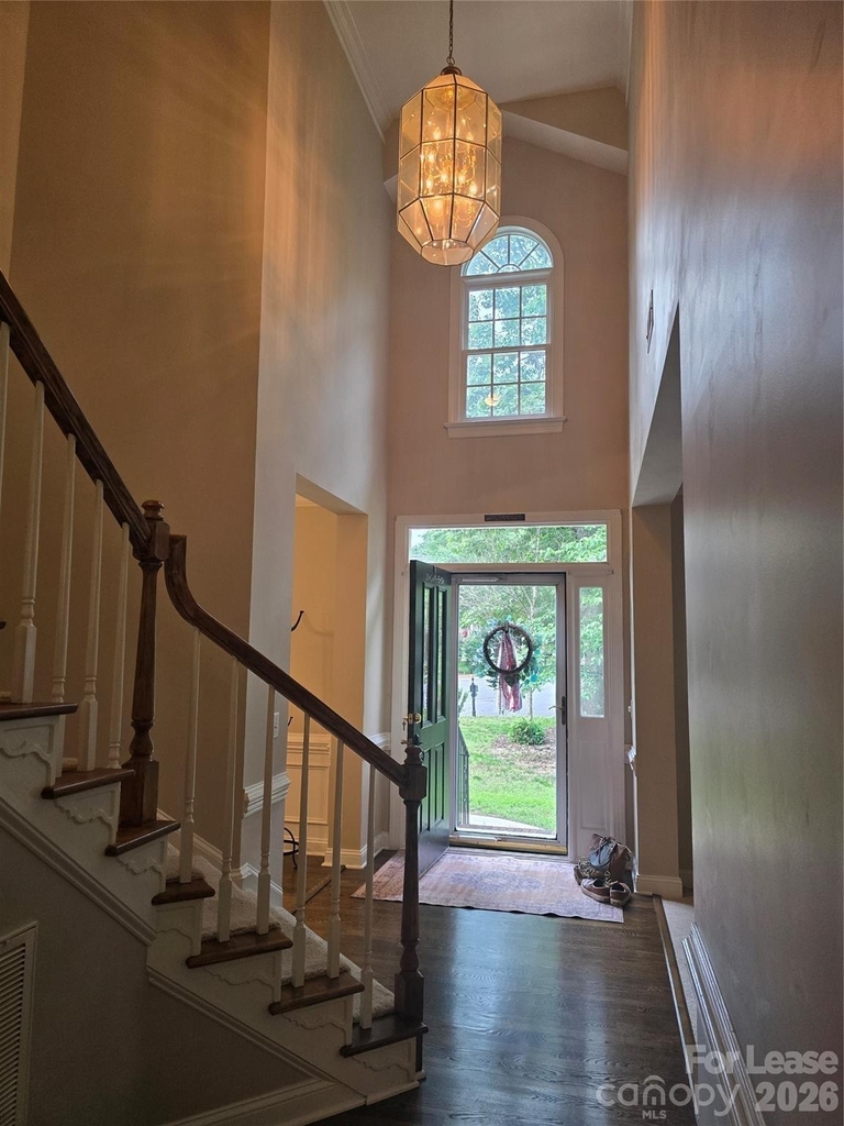 8800 Ferngrove Court - Photo 3