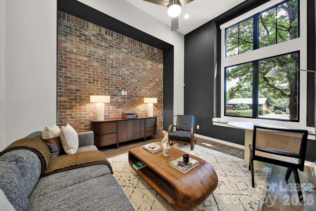 428 E 33rd Street - Photo 1