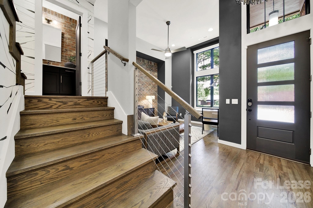 428 E 33rd Street - Photo 0