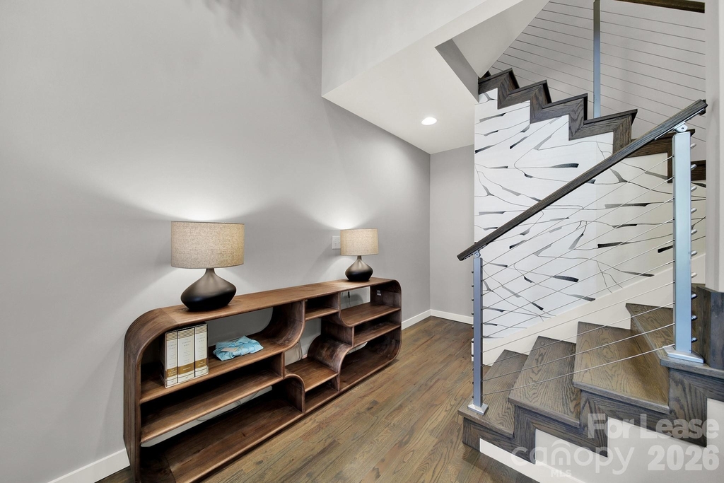 428 E 33rd Street - Photo 5