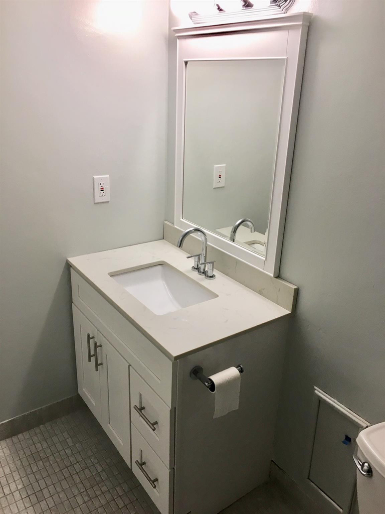 800 Parkview Drive - Photo 13
