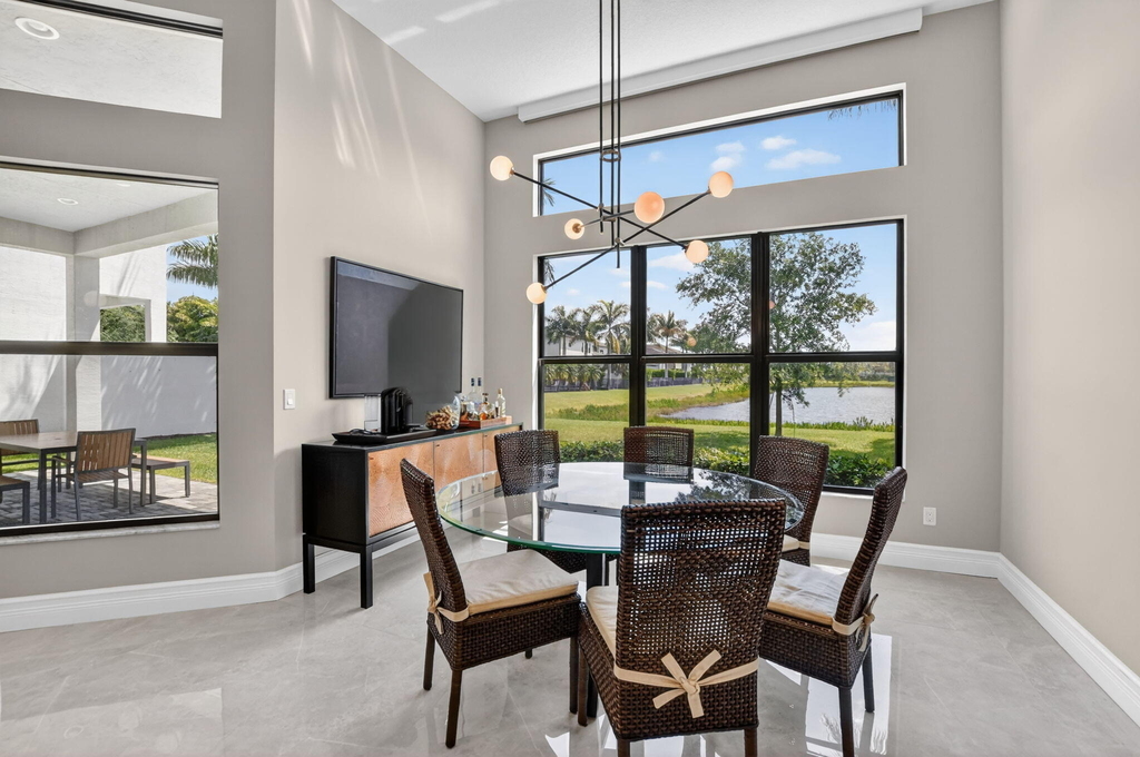 17358 Santaluce Manor - Photo 21