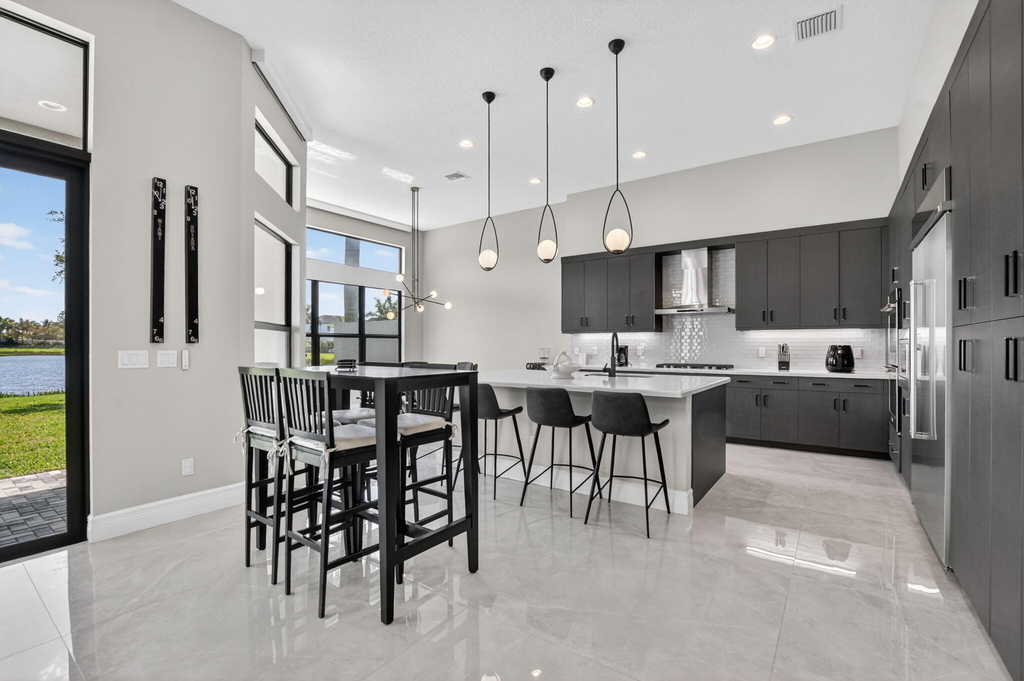 17358 Santaluce Manor - Photo 15