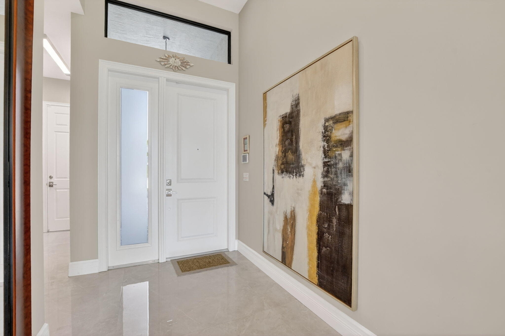 17358 Santaluce Manor - Photo 4