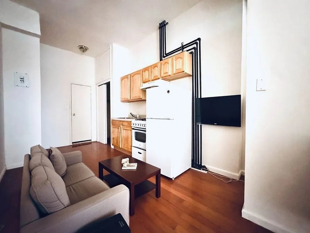344 East 9th Street - Photo 1