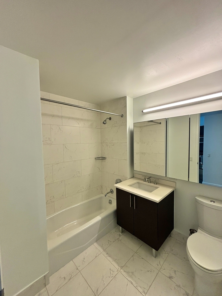 5th Avenue - Photo 15