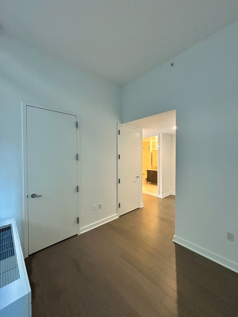 5th Avenue - Photo 11