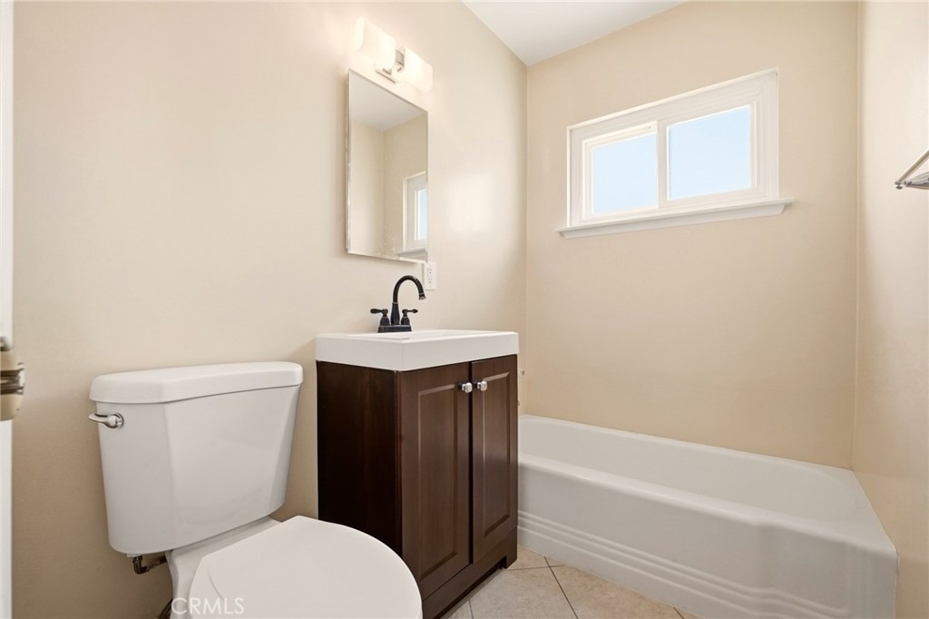 1225 W Glenmere - Photo 8