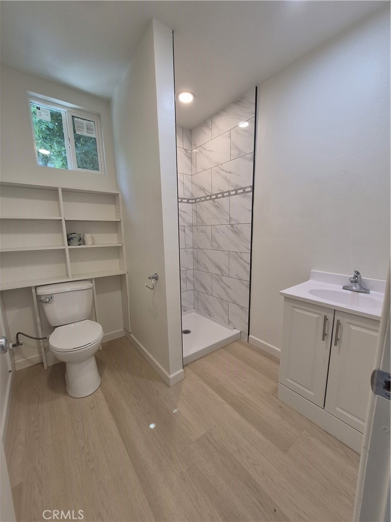 8913 Rathburn Avenue - Photo 13