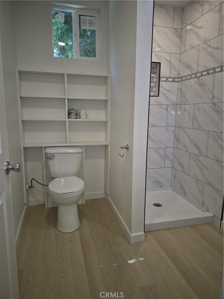 8913 Rathburn Avenue - Photo 16