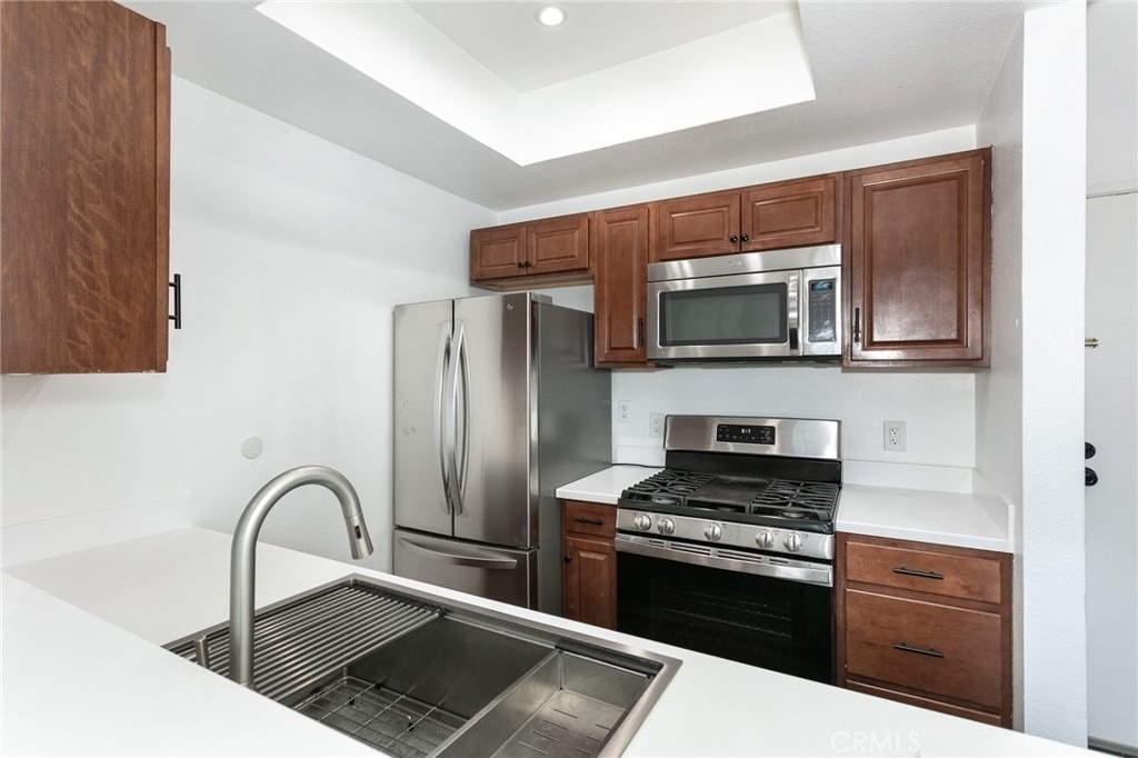 19350 Sherman Way - Photo 2