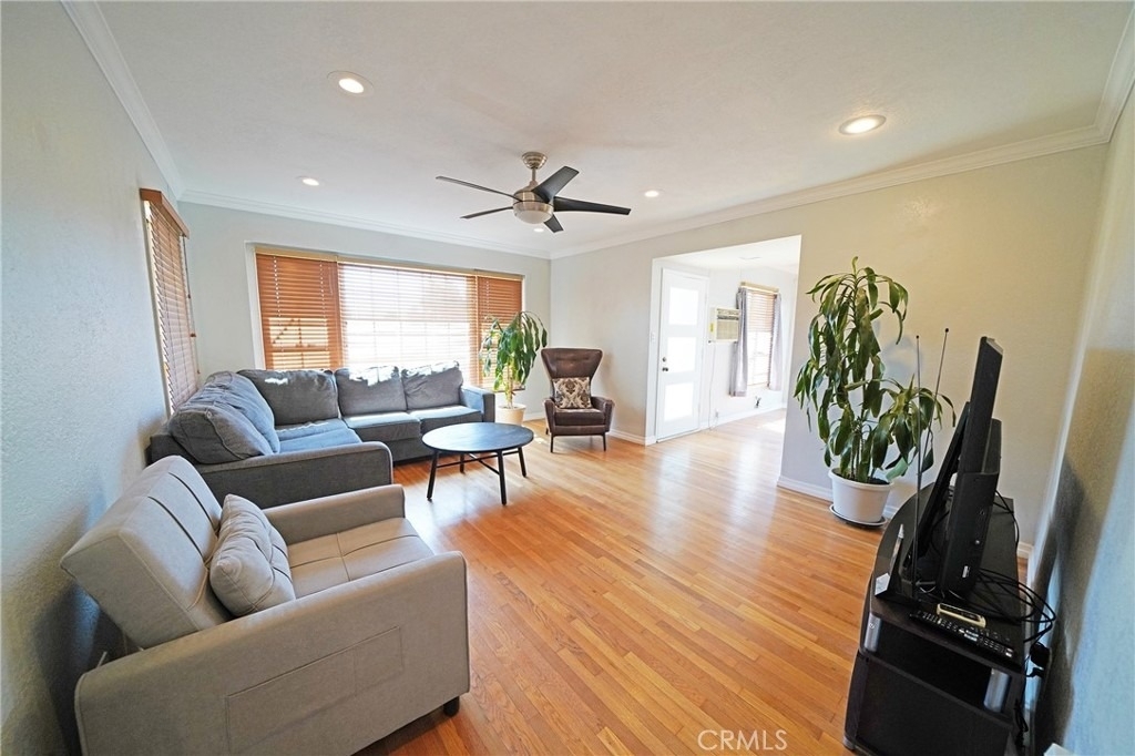 13719 S San Pedro - Photo 5