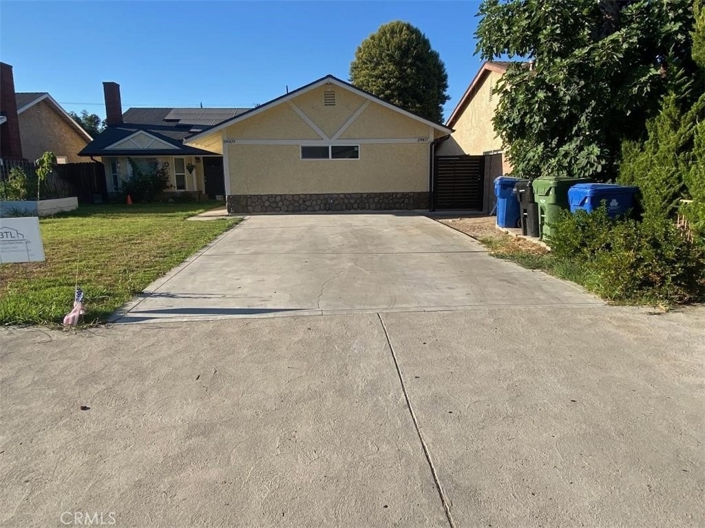 19807 Blythe Street - Photo 0