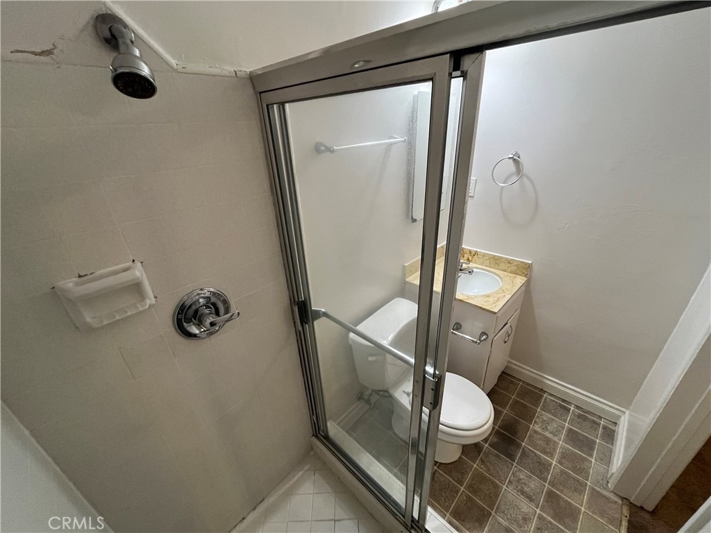 1933 Pelham Avenue - Photo 19