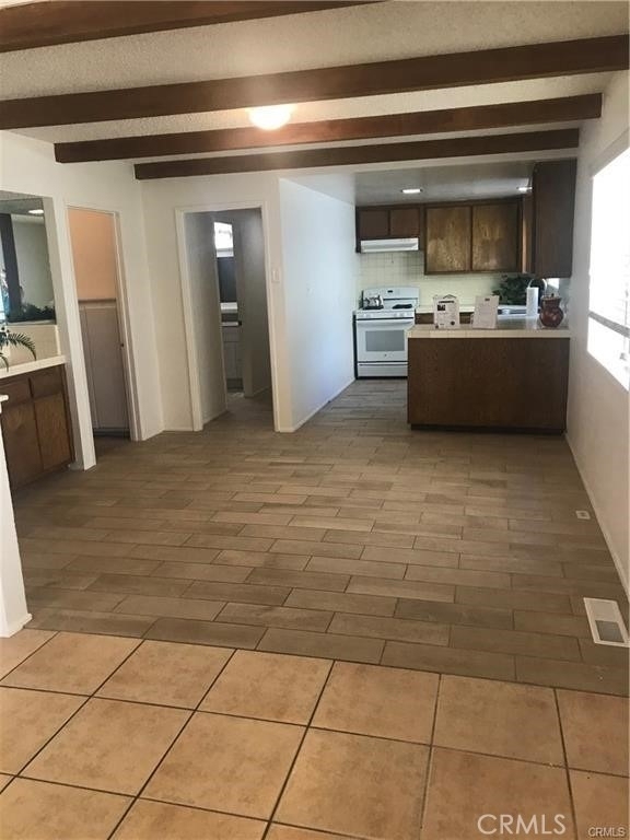 921 S Leland Street - Photo 4