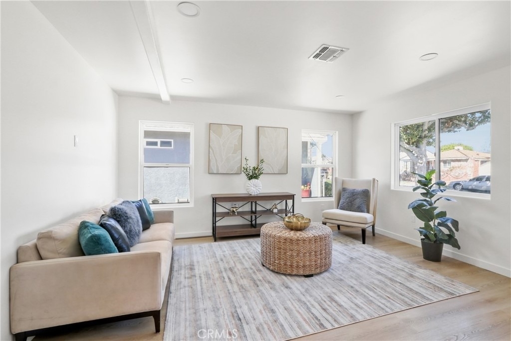 1614 W 214th - Photo 4