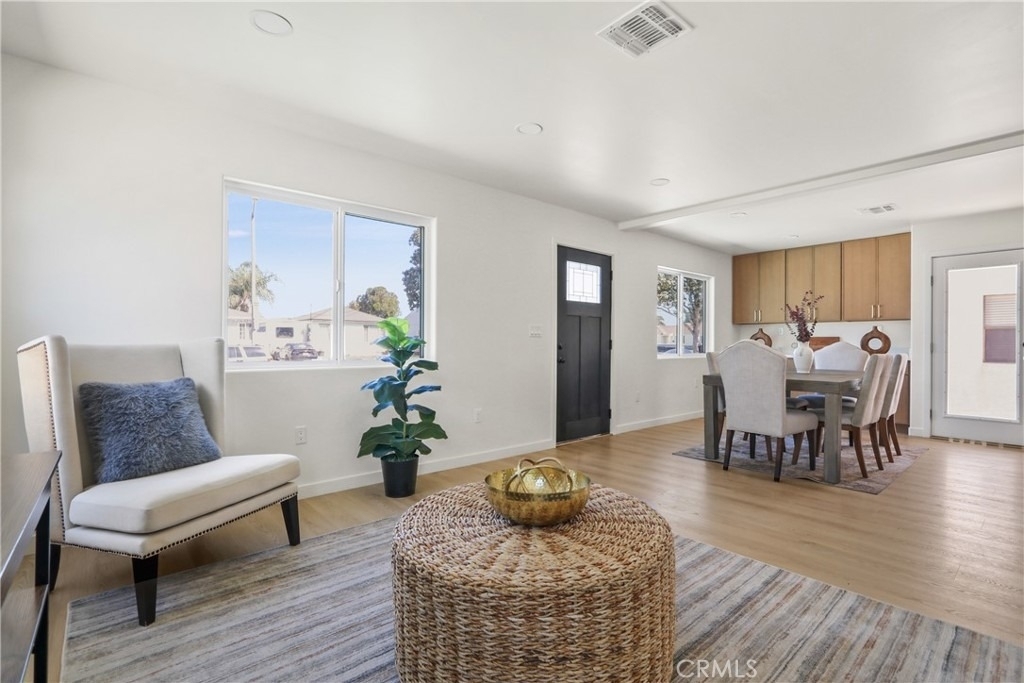 1614 W 214th - Photo 3