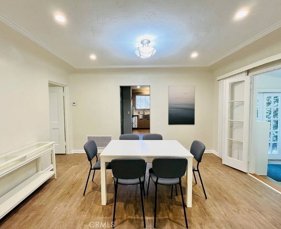 226 S Rexford Drive - Photo 7