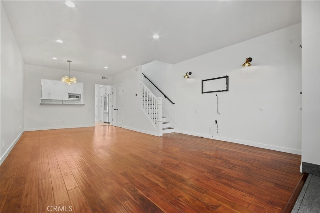 1133 24th Street - Photo 3
