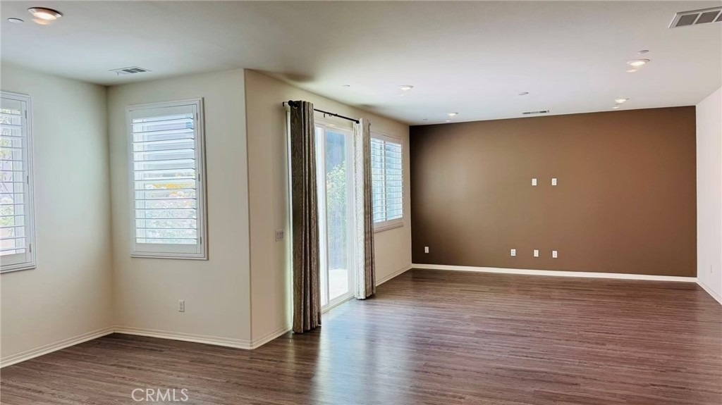 6955 Larochelle - Photo 12