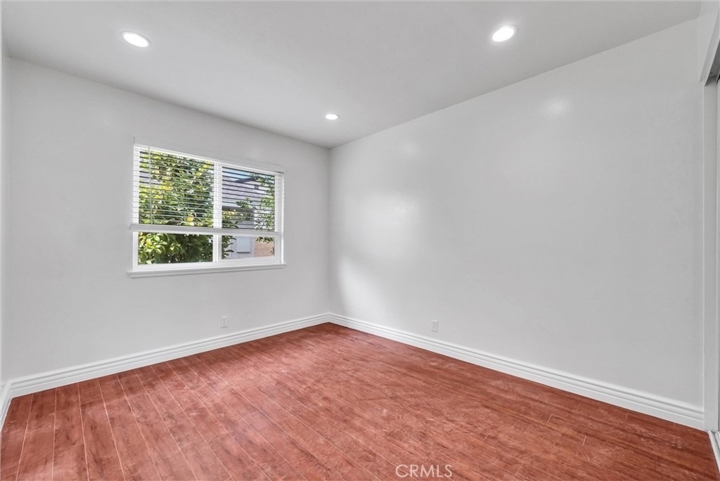 8801 Mays Avenue - Photo 13
