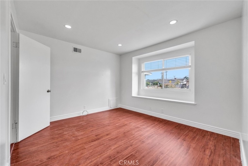 8801 Mays Avenue - Photo 19